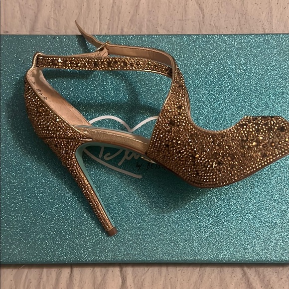 Betsey Johnson Gold Glitter Heels with Ankle Strap - Picture 4 of 6